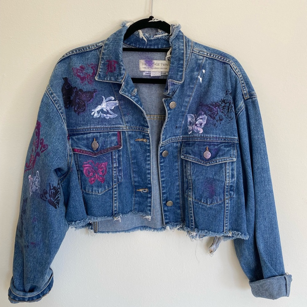 VINTAGE CROPPED DENIM JACKET